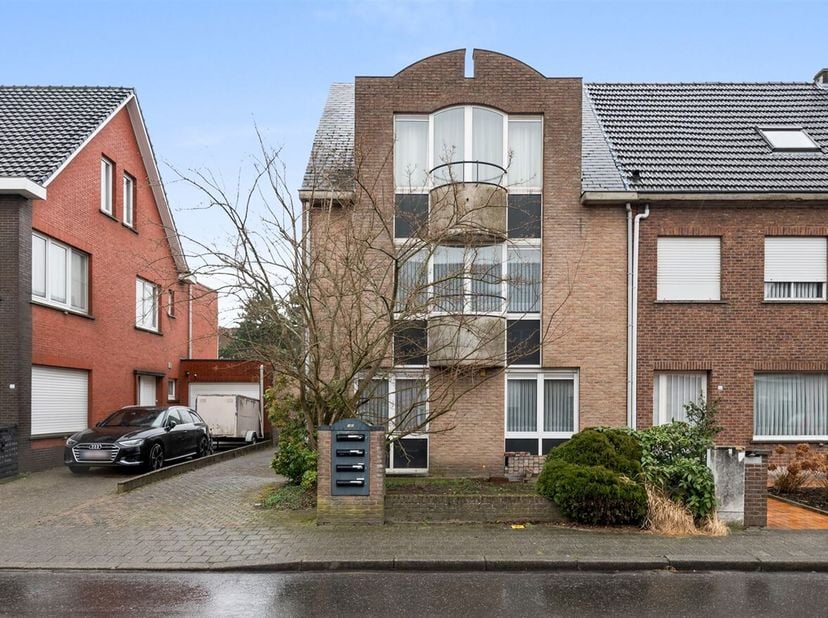 Bien professionnel à vendre
                    à 2300 Turnhout
