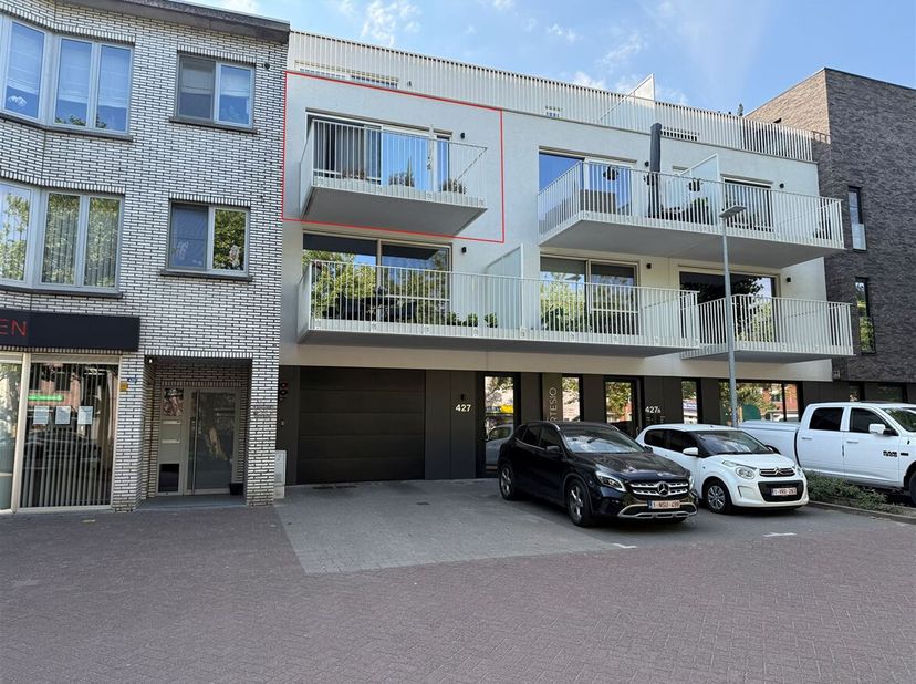 Energiezuinig 2 slaapkamer appartement met terras en autostaanplaats&lt;br /&gt;
Ligging:&lt;br /&gt;
Dit prachtig appartement is gelegen in het centrum van Wuust