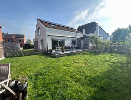                                         Maison à vendre à Wevelgem, € 325.000
