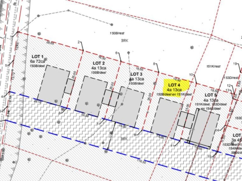BOUWGROND VOOR OPEN BEBOUWING &lt;br /&gt;
 &lt;br /&gt;
Goed gelegen. Zie lot 4 op het plan.  &lt;br /&gt;
Met mogelijkheid voor open bebouwing, binnen een nieuwe verk