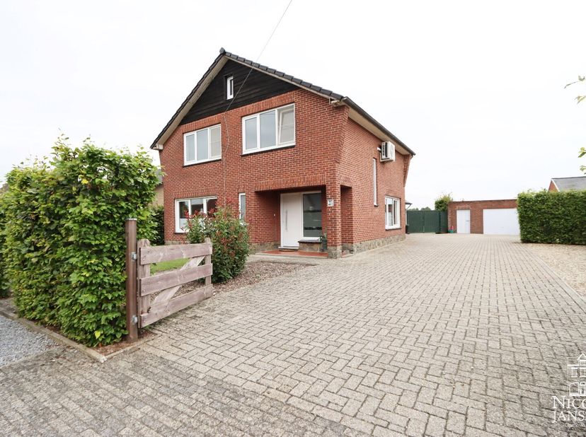 Maison à vendre
                    à 3640 Molenbeersel