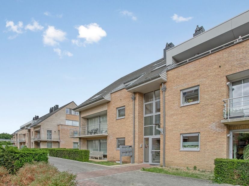 Appartement à vendre
                    à 9070 Destelbergen