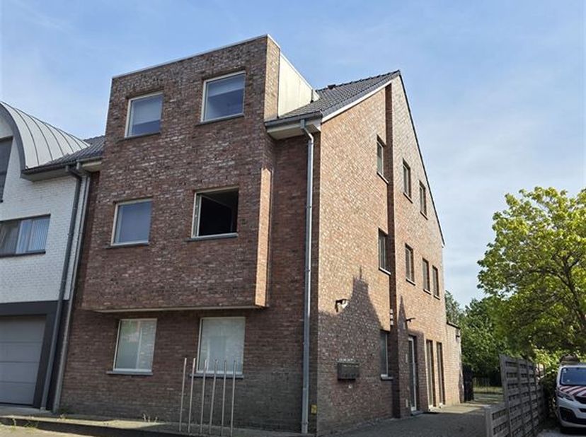 Appartement à louer
                    à 9660 Nederbrakel
