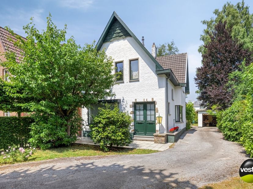 Gezinsvriendelijke halfopen woning met ruime tuin en losstaande garage in gewilde buurt van Kiewit – Hasselt&lt;br /&gt;
&lt;br /&gt;
Welkom op Schrijbroekstraat