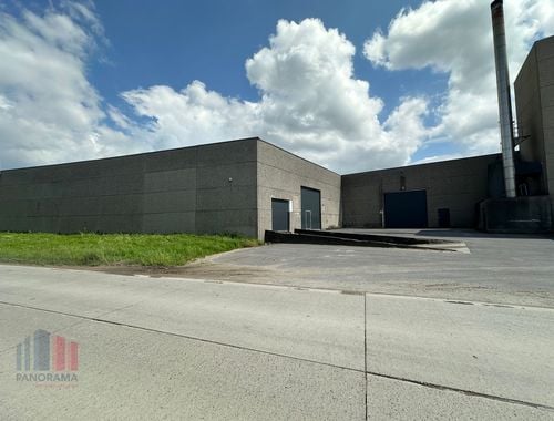                                         Bedrijfsgebouw te huur in Waregem, € 12.120
