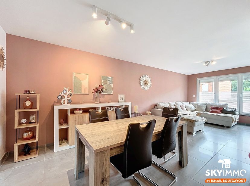 L&#039;agence SKYIMMO vous propose cette charmante maison situé à MONTEGNEE, dune superficie habitable de 141 m2&lt;br /&gt;
Le bien se compose comme suit :&lt;br /