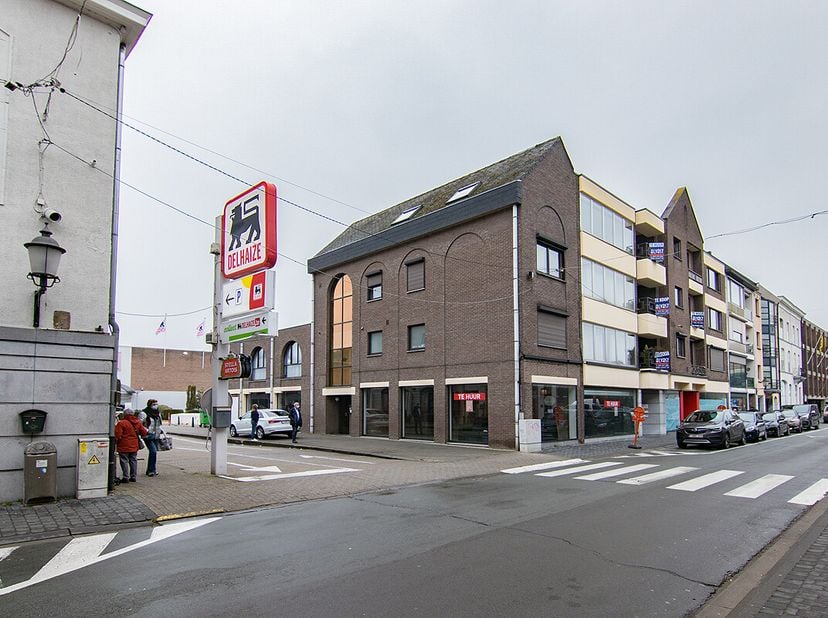Bien professionnel à louer
                    à 3290 Diest