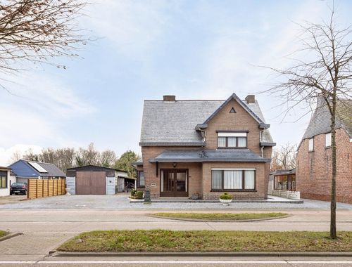                                         Maison unifamiliale à vendre à Kwaadmechelen, € 345.000
