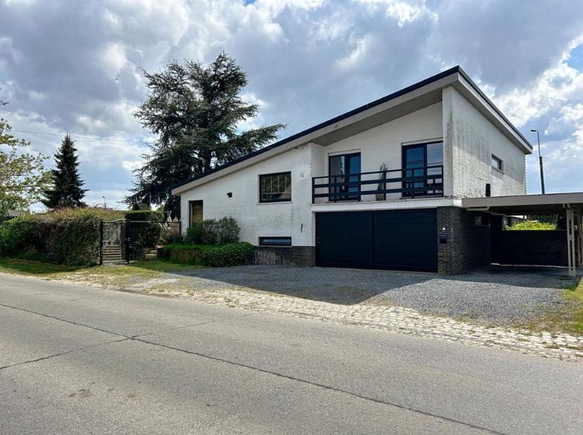 Maison à vendre
                    à 9980 Sint-Laureins