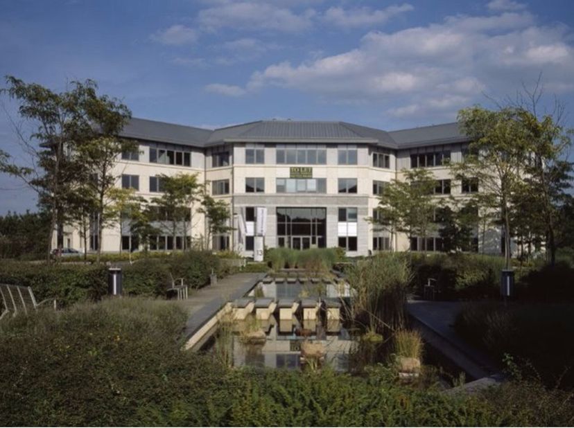Het Astra Garden Business Park is gelegen in Zaventem, vlakbij de Brusselse Ring. Deze toplocatie is zeer goed bereikbaar met de wagen en openbaar ver