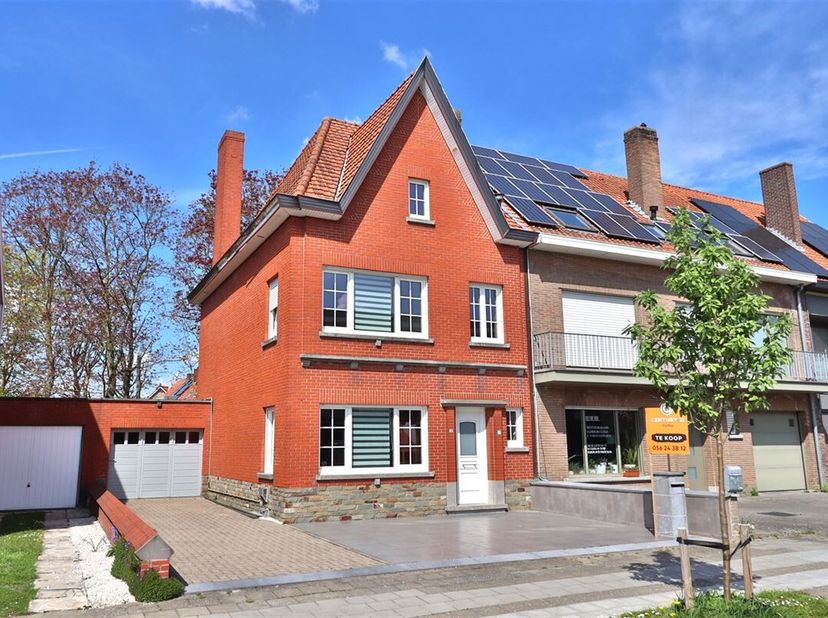 QUICK SALE MET BIEDPRIJS VANAF 290.000 EUR*  Kijk -en bieddagen 9 en 10 mei (enkel op afspraak) &lt;br /&gt;
Ruime burgerwoning op de Sint Elisabethwijk.&lt;br