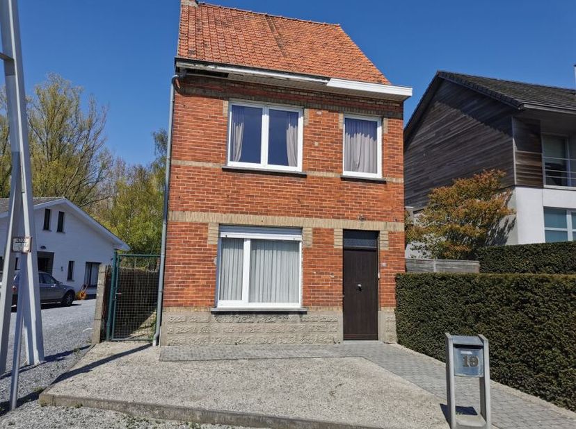 Maison à louer
                    à 8700 Tielt