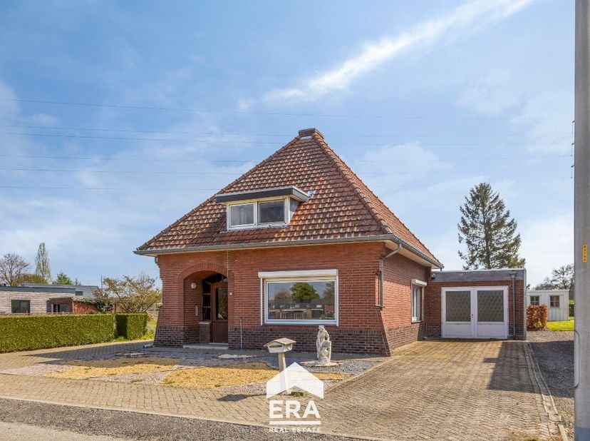 Maison à vendre
                    à 3960 Bree