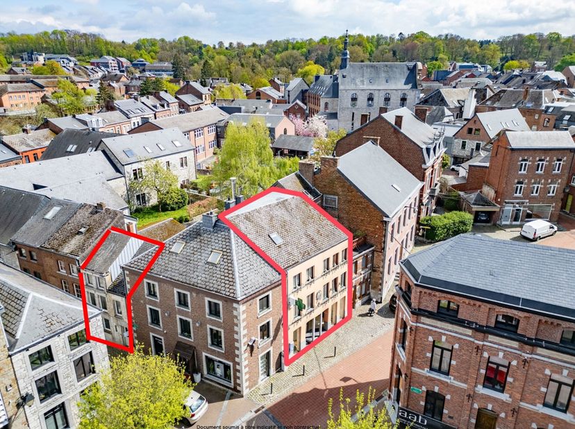 EASYHOME Immobilier vous présente une opportunité rare au cur historique de Marche-en-Famenne.&lt;br /&gt;
Anciennement une pharmacie emblématique du paysag