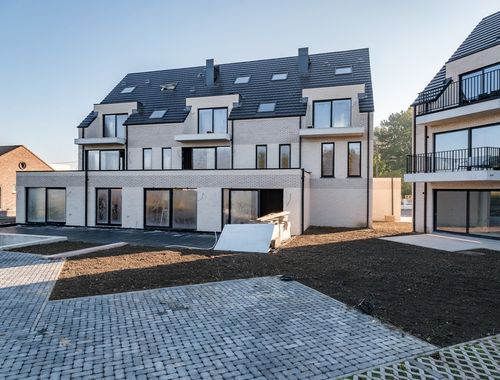                                         Appartement à vendre à Buggenhout, € 317.892
