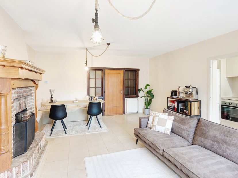 Gezellig appartement in een kleine residentie in het centrum van Heist.&lt;br /&gt;
Dit charmante appartement ligt op wandelafstand van zowel winkels als he