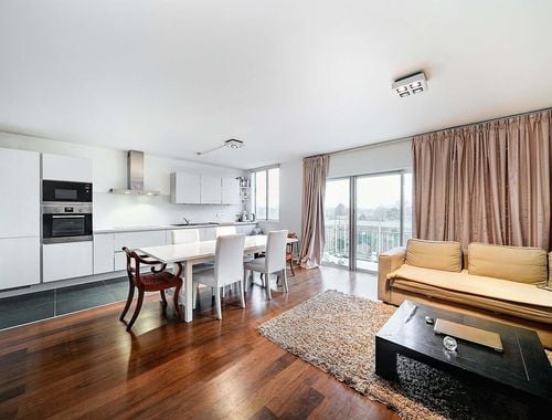                                         Appartement te koop in Waterloo, € 279.000
