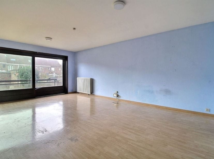 Appartement une chambre et balcon sur Estaimpuis