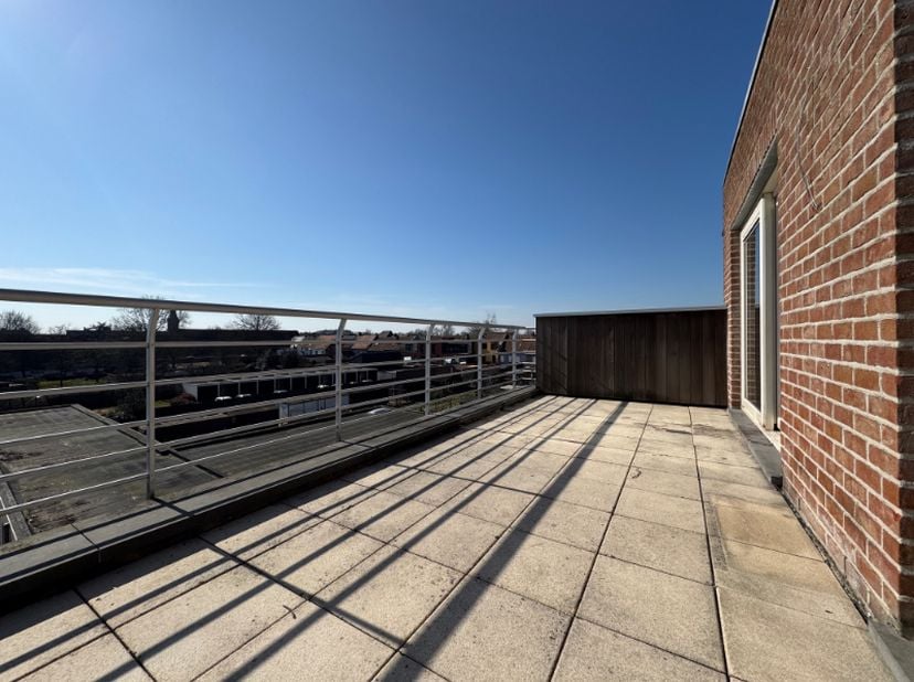 Machtige investering eigendom of starterswoning ... appartementje  (+/- 60 m²) met 1 slaapkamer op top ligging, met machtig zonnig terras EN individue