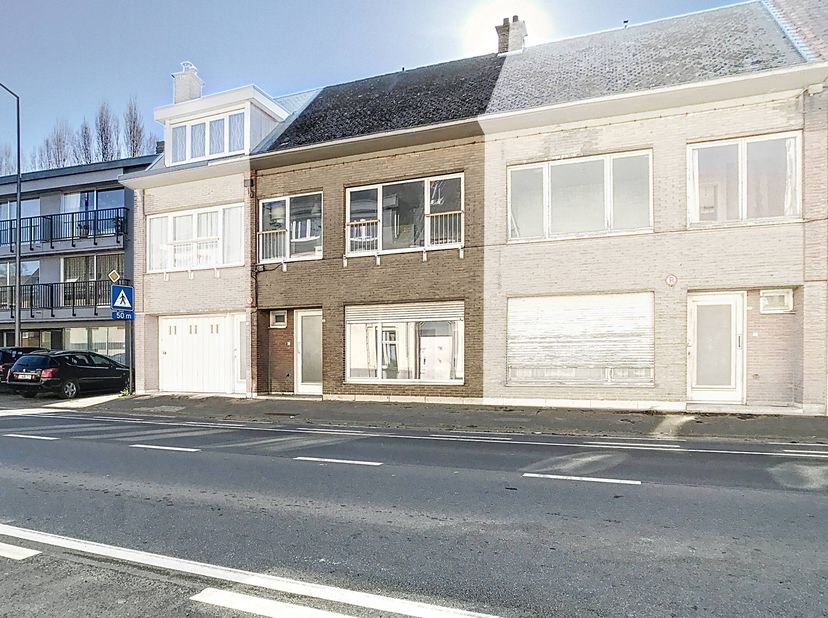 Huis met 2 slaapkamers, koer en tuin te huur in Oudenaarde!&lt;br /&gt;
Ontdek deze woning gelegen in de Abdijstraat, op wandelafstand van het prachtige Arc