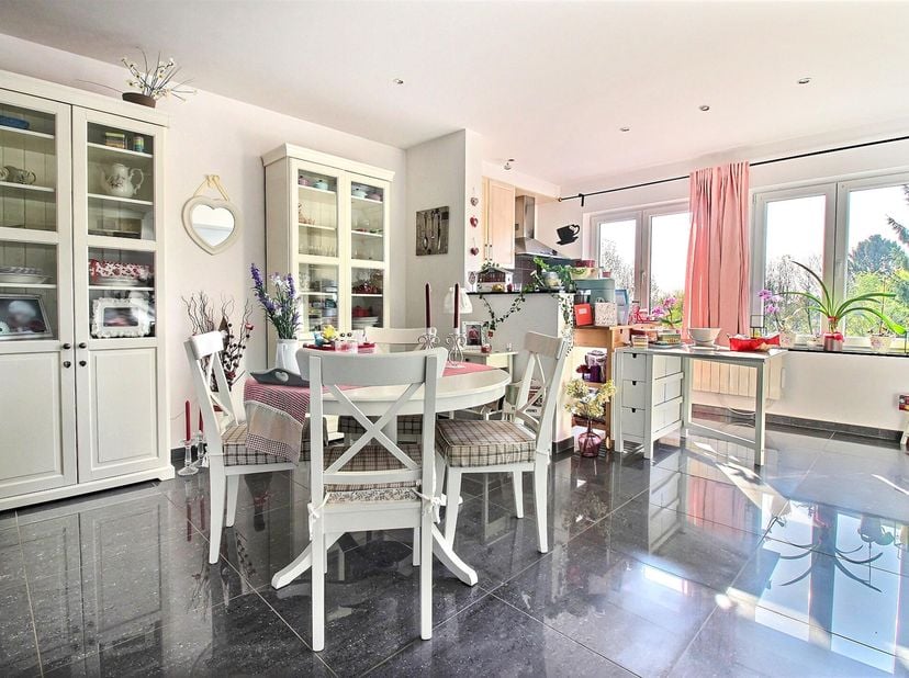 2 slaapkamer duplex appartement in zeer goede staat
