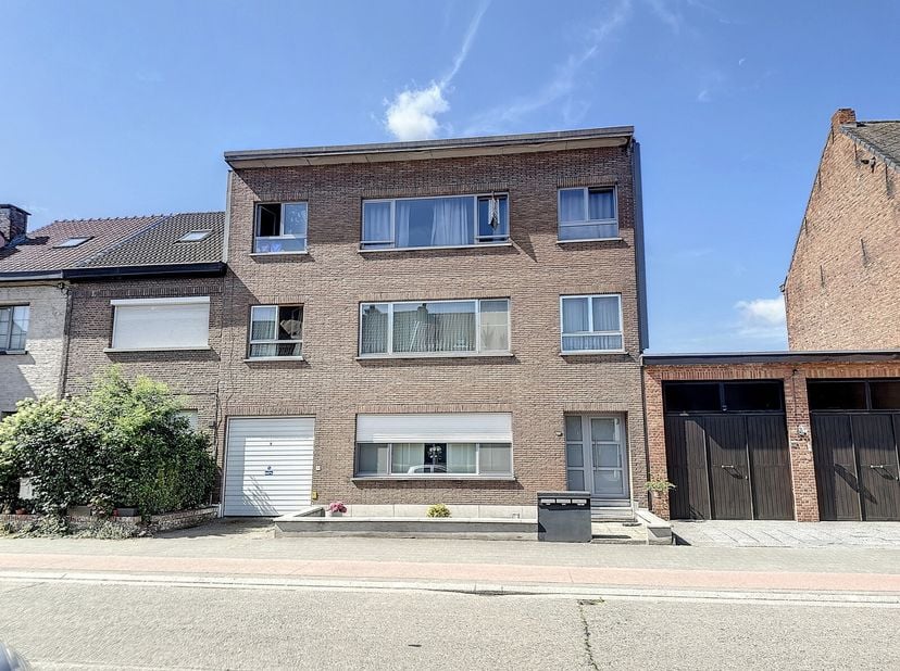 Appartement à vendre
                    à 2630 Aartselaar