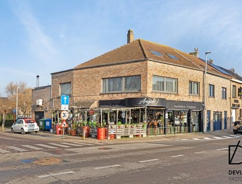                                         Handelspand met woonst te koop in Bredene, € 548.000
