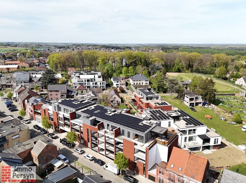 Dit energiezuinige 2-slaapkamer appartement is gelegen op de eerste verdieping van het nieuwbouwproject Molenveste in Scherpenheuvel.&lt;br /&gt;
&lt;br /&gt;
Het