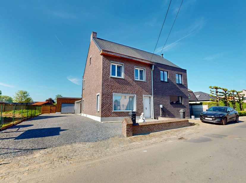 Maison à vendre
                    à 9890 Asper