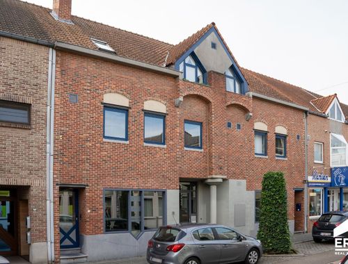                                         Kantoorruimte te koop in Herk-de-Stad, € 200.000
