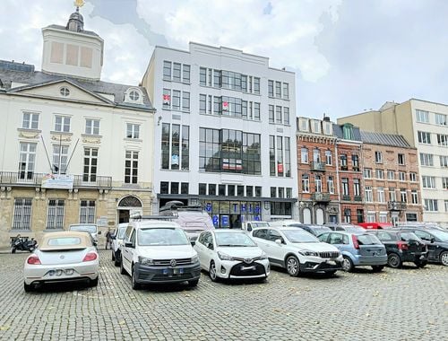                                         Handelspand te huur in Brussel, € 12.000

