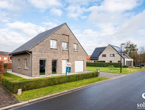                                         Maison à vendre à Knesselare, € 465.000
