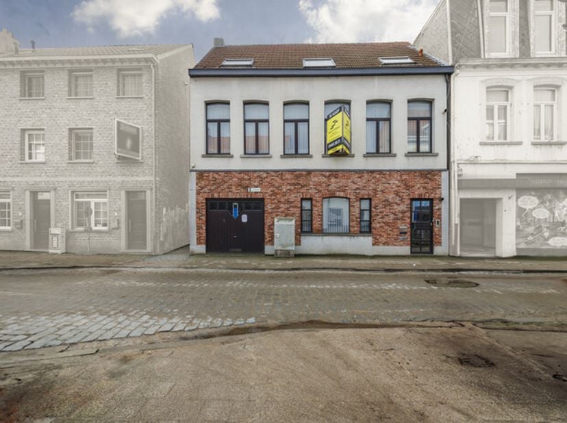VOLLEDIG GEBOUW MET 2 APPARTEMENTEN &lt;br /&gt;
 &lt;br /&gt;
Ideaal als Investering of Kangoeroewoning!  &lt;br /&gt;
Ontdek deze unieke opportuniteit: een volledig g
