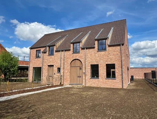                                         Woning te koop in Elverdinge, € 472.959
