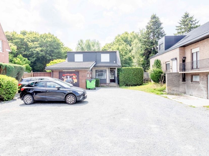 Bien professionnel à vendre
                    à 9100 Sint-Niklaas