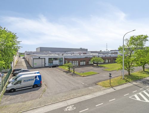                                         Bâtiment d’entreprise à louer à Kortrijk, € 15.750
