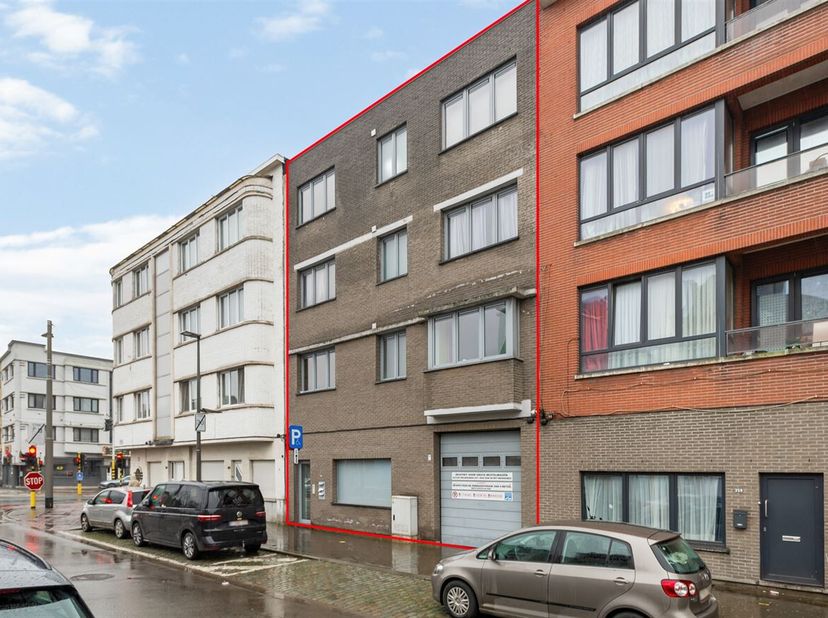 Bien professionnel à vendre
                    à 2170 Merksem