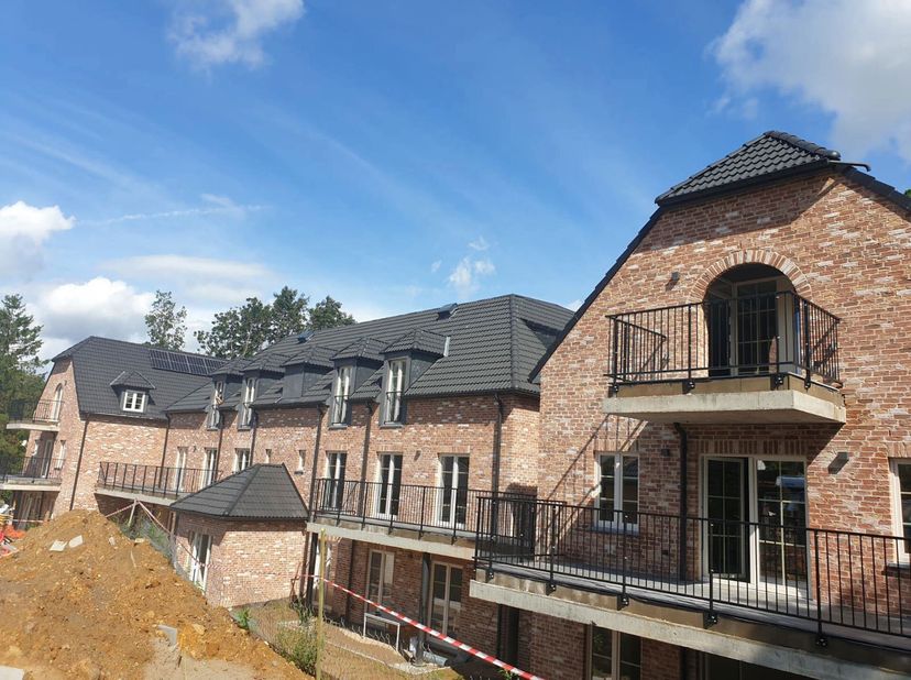 In het centrum van Chaumont-Gistoux, ontdek dit uitzonderlijke project met&lt;br /&gt;
hedendaags.&lt;br /&gt;
Het project La Corniche d&#039;Or is ideaal gelegen in e