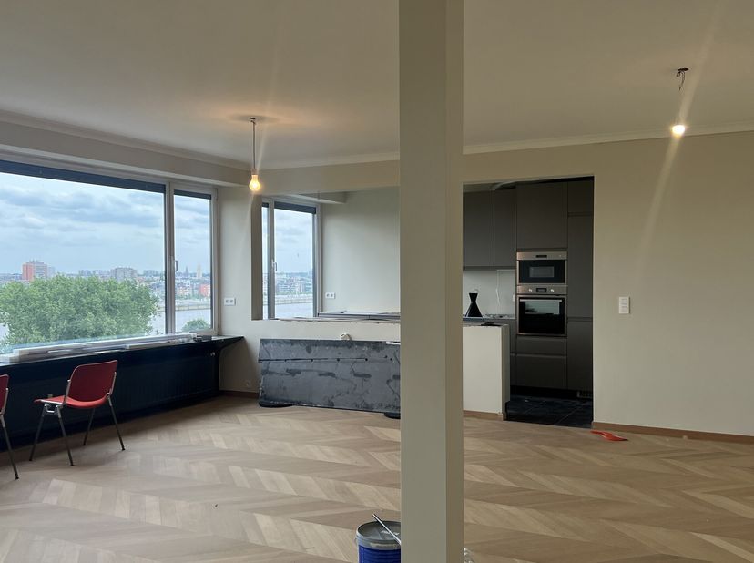 Appartement à louer
                    à 2050 Antwerpen