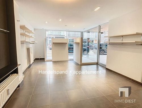                                         Rez-de-chaussée commercial à vendre à Beringen, € 175.000
