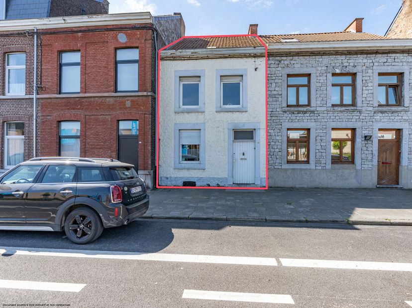 EASYHOME vous propose cette maison, située à Andenne, à proximité immédiate de toutes les commodités (commerces, écoles, transports, etc.), qui offre