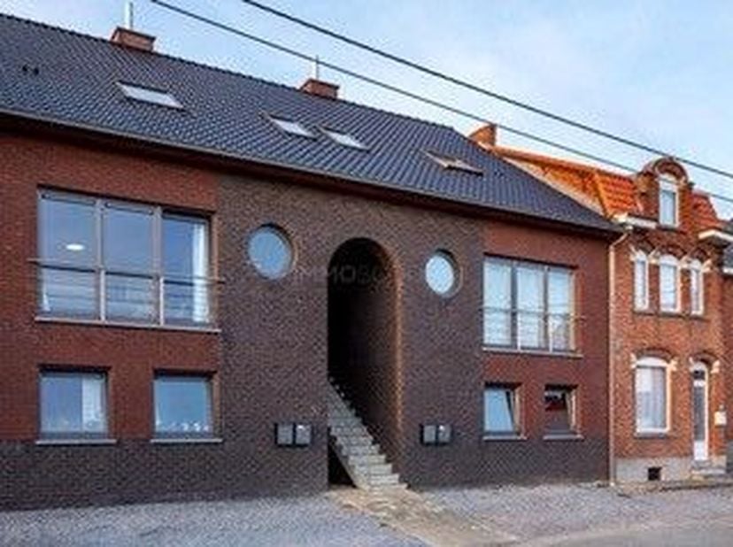 Gelijkvloers appartement met 2 slaapkamers te koop in centrum Wezemaal.&lt;br /&gt;
&lt;br /&gt;
Dit instapklare gelijkvloerse appartement van +/- 80 m² is gelege