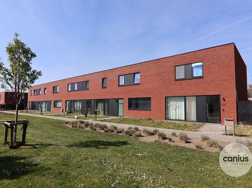 RUSTIG WONEN NABIJ HET CENTRUM VAN OVERPELT&lt;br /&gt;
In een nieuwe verkaveling, gelegen aan de rand van het centrum van Overpelt, vinden we de  Wortervel