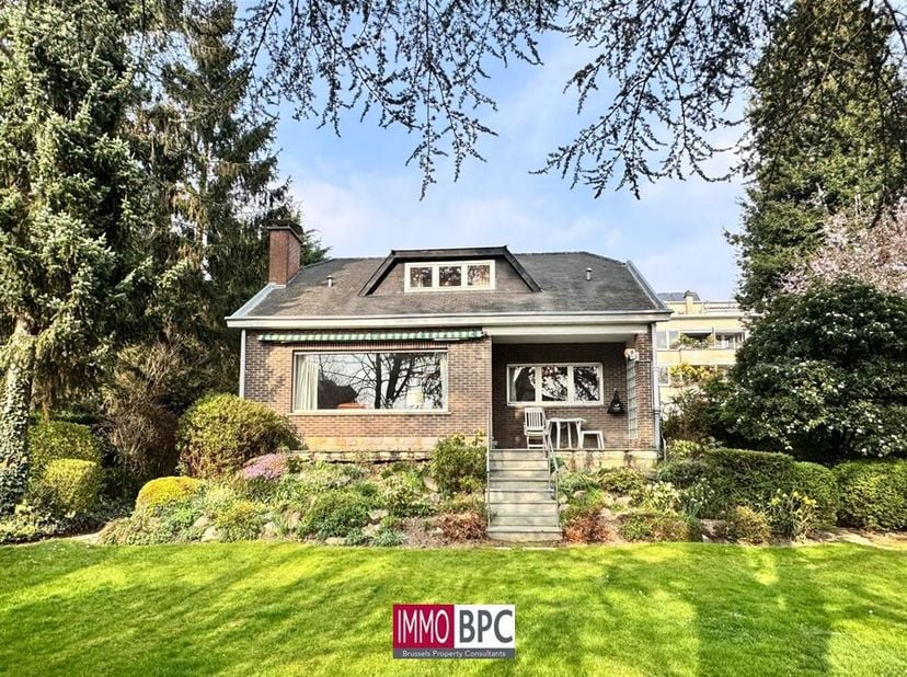 Welkom in je nieuwe thuis in Laken&lt;br /&gt;
Ben je op zoek naar een plek waar je tot rust komt én toch alles dichtbij hebt? Dan is deze charmante woning