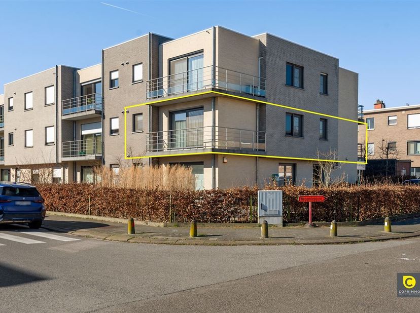 SALE &amp; LEASE BACK &lt;br /&gt;
Mis deze mooie opportuniteit ter investering zeker niet. &lt;br /&gt;
U geniet van een goede huurder, mooie opbrengsten en een rece