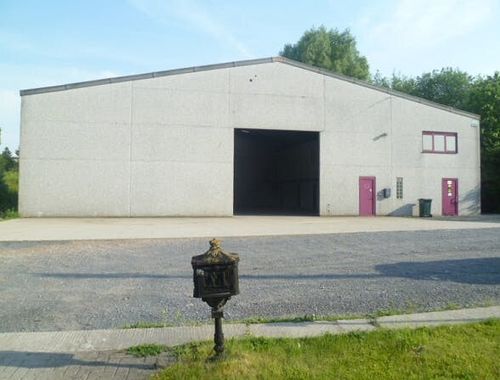                                         Magazijn zonder bureel te huur in Ronse, € 2.985
