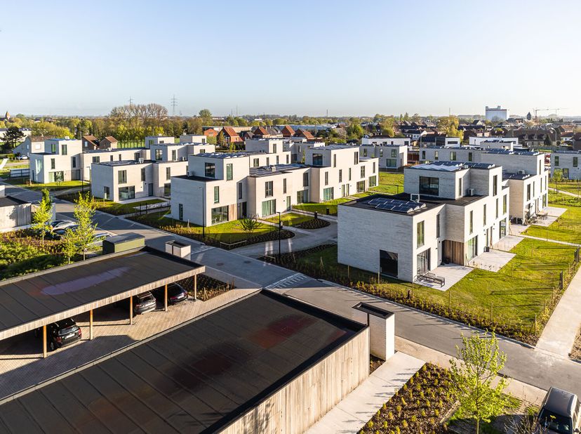 Laatste 4 woningen te koop!&lt;br /&gt;
Energieneutrale nieuwbouwwoningen te koop vlak bij het centrum van Sint-Eloois-Vijve en op 5 min van centrum Waregem