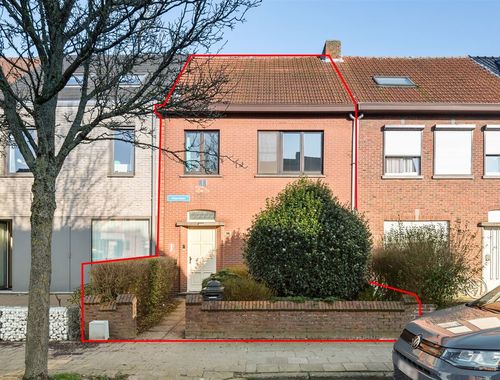                                         Eengezinswoning te koop in Turnhout, € 349.000
