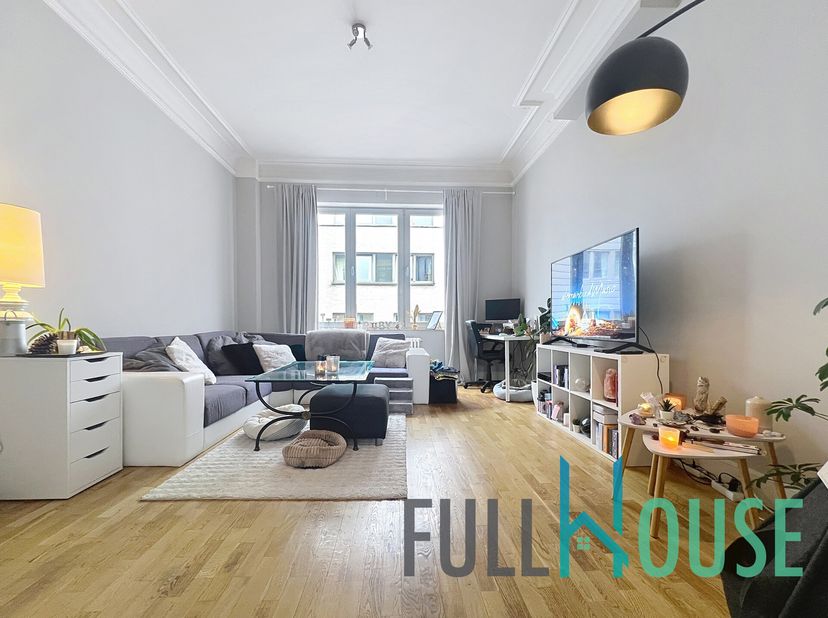 Appartement de caractËre une chambre et terrasse