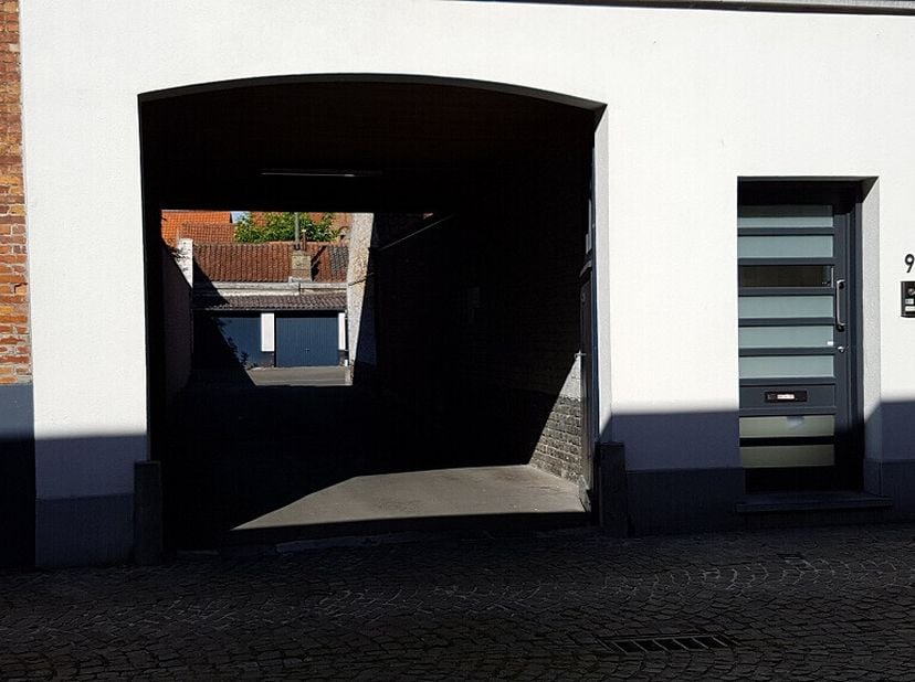 Garage à louer
                    à 8000 Brugge